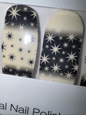 Color Street Nail Strips - “Better Safe Than Starry” Clear Overlay Design FDL068